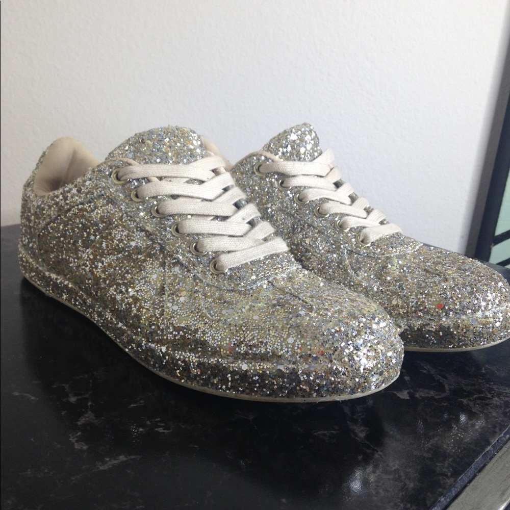 Gold glitter shoes
